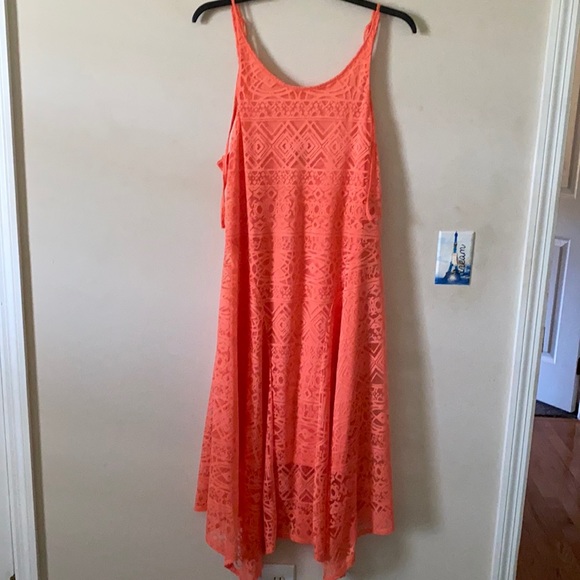 Peach dress sheer overlay - Picture 1 of 2